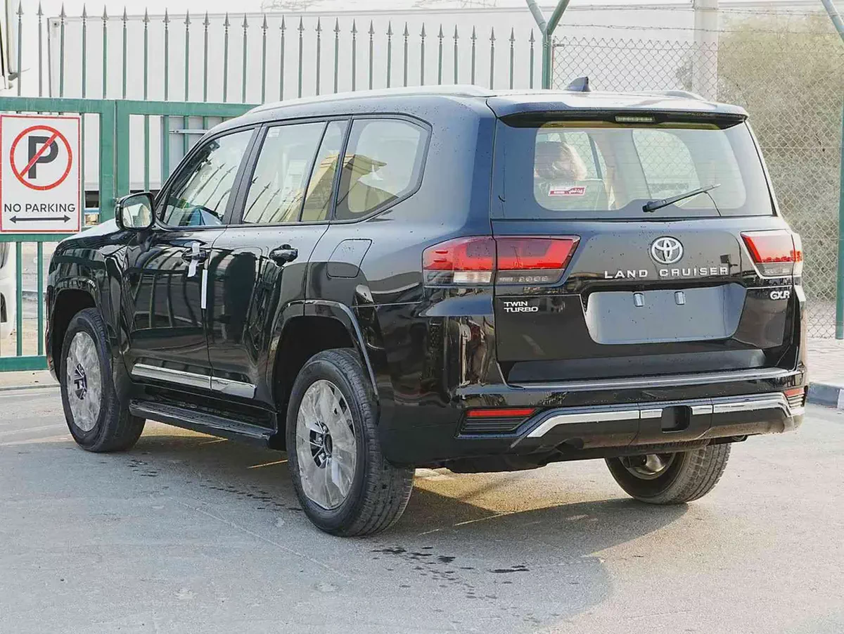 2026 TOYOTA LAND CRUISER 300 GXR 3.5L PETROL 7-SEATS GCC BRAND NEW 0KM-2-2