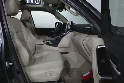 -LAND CRUISER 2026 -GXR  -5000KM -UNDER WARRANTY & SERVICE-14