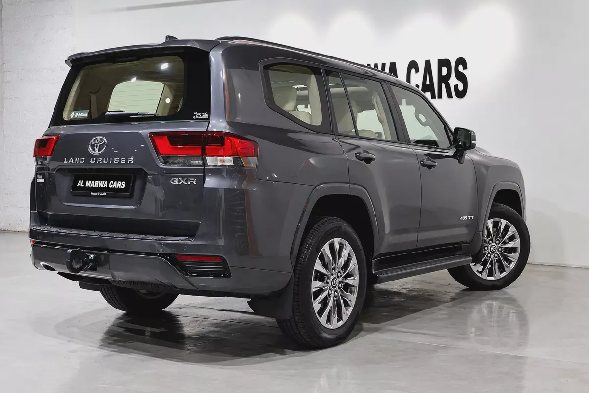 -LAND CRUISER 2026 -GXR  -5000KM -UNDER WARRANTY & SERVICE-2-2
