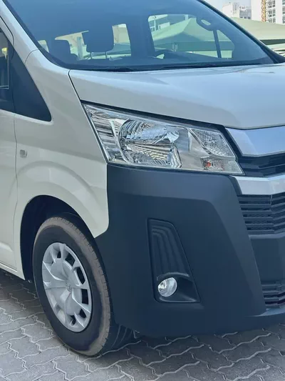 Toyota Hiace GLX 2025 GCC Specs-10