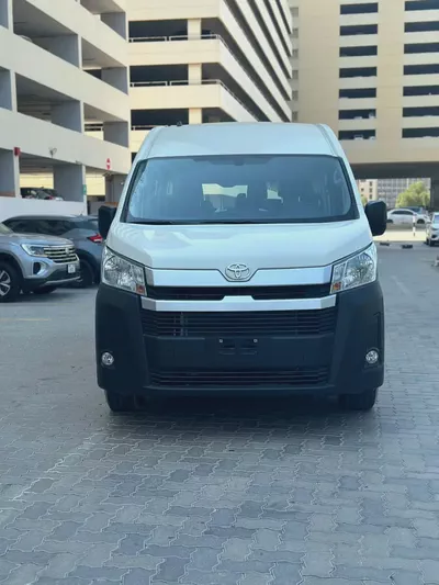 Toyota Hiace GLX 2025 GCC Specs-2
