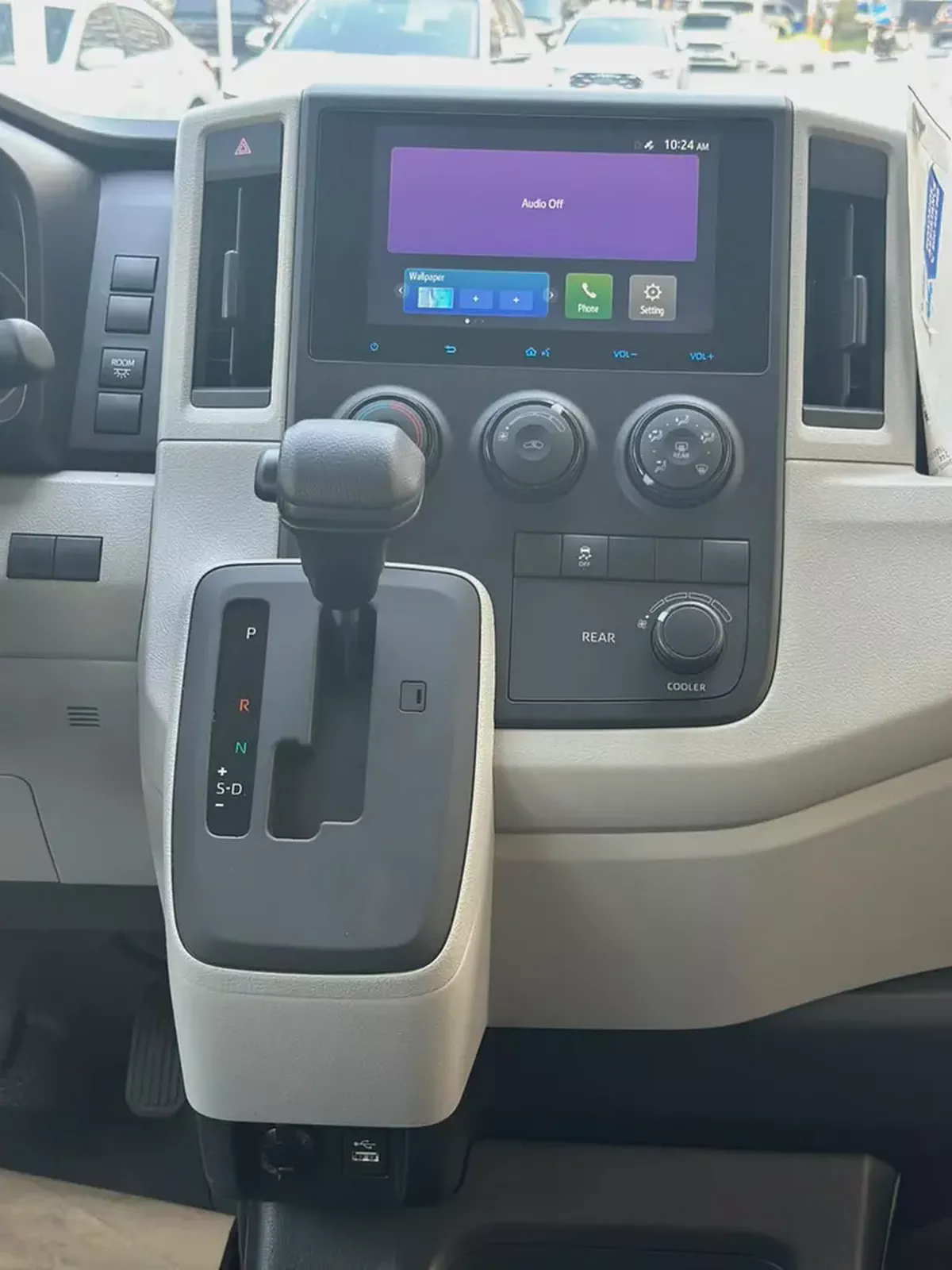 Toyota Hiace GLX 2025 GCC Specs-5-5