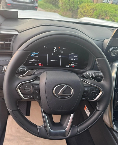 LEXUS LX600 SIGNATURE 2025 | 3.5L | ZERO KM | GCC | FULL OPTIONS-8