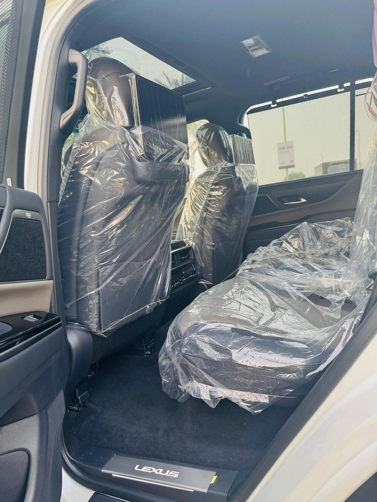 LEXUS LX600 SIGNATURE 2025 | 3.5L | ZERO KM | GCC | FULL OPTIONS-7-7