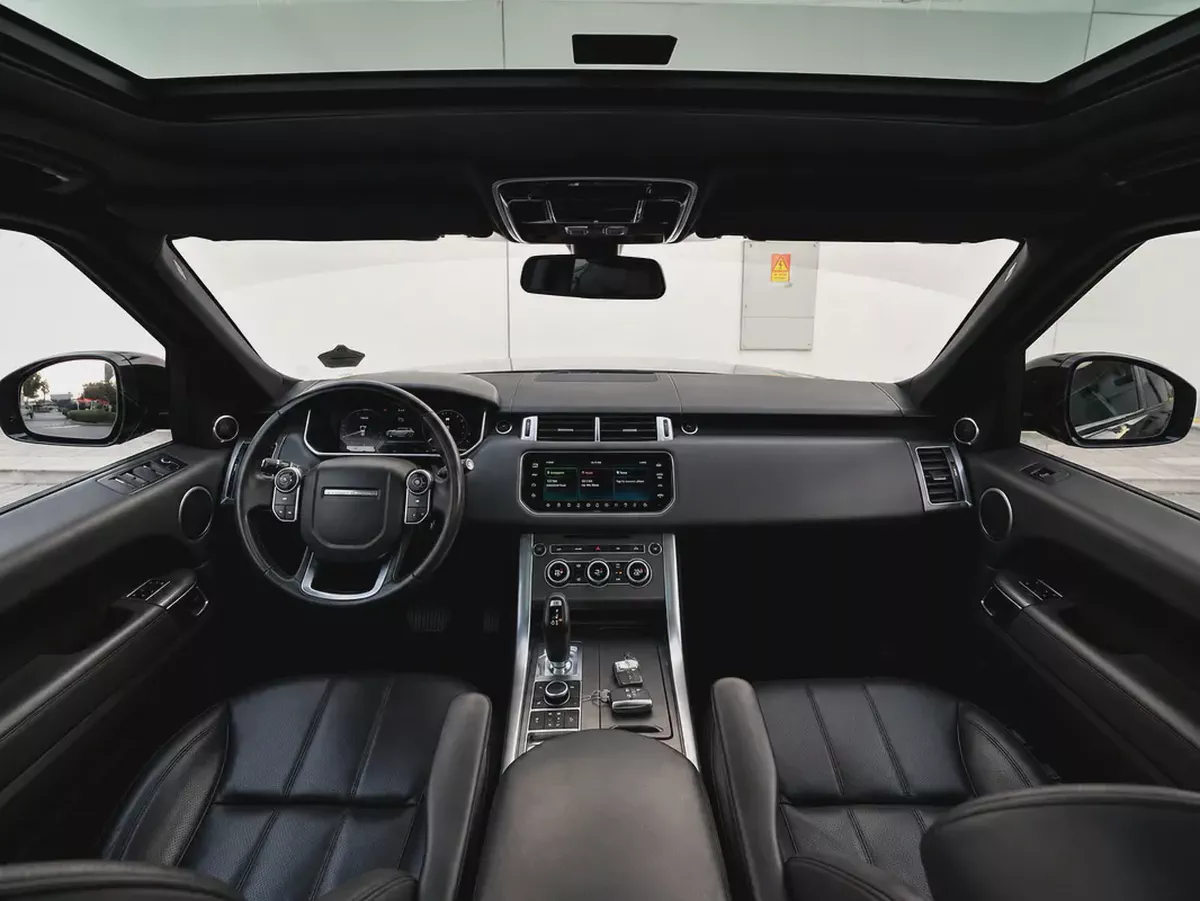 AED 3,599 EMI PM | RANGE ROVER SPORT | HSE |FREE ACCIDENT | LOW MILEAGE | 0% DOWNPAYMENT-10-10