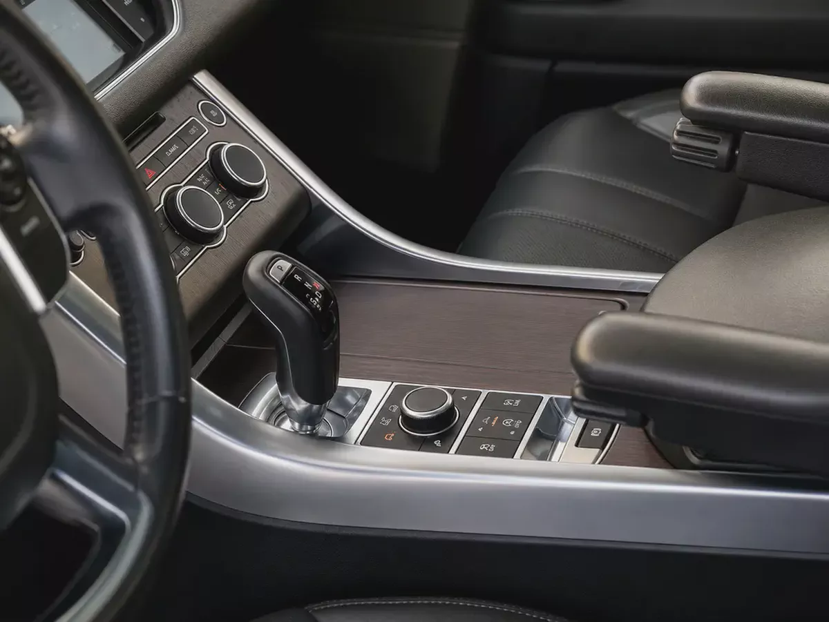AED 3,599 EMI PM | RANGE ROVER SPORT | HSE |FREE ACCIDENT | LOW MILEAGE | 0% DOWNPAYMENT-12-12