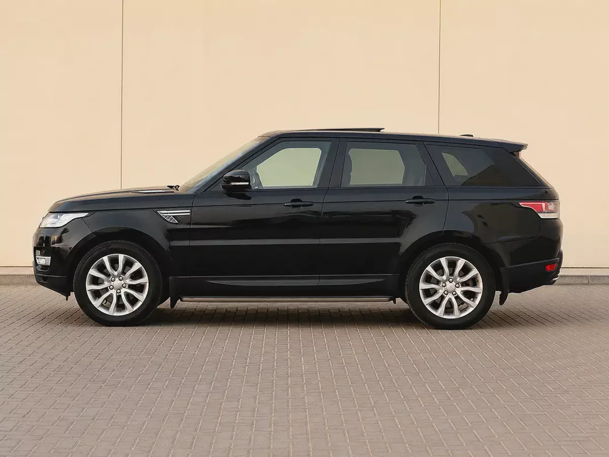 AED 3,599 EMI PM | RANGE ROVER SPORT | HSE |FREE ACCIDENT | LOW MILEAGE | 0% DOWNPAYMENT-7-7