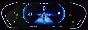 JAC J7 ( 2023 Model ) in Red Color GCC Specs