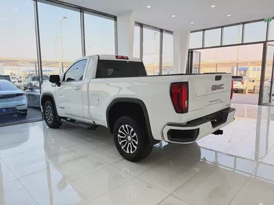 جي ام سي سييرا GMC Sierra AT4  ابيض / اسود 2022 (بن حمودة)-3