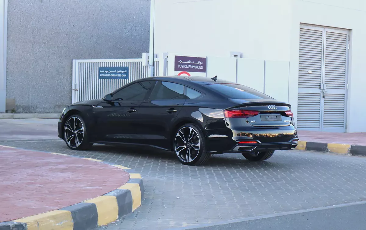 Audi A5 2021 | 40 TFSI | GCC Specs | Low Mileage | Pristine Condition-16-16