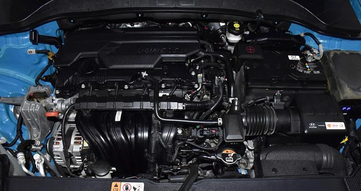 Hyundai Kona 2.0L ( 2023 Model ) in Blue Color GCC Specs-8-8