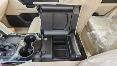 2026 Toyota Land Cruiser GXR 3.5L AT Petrol (Basic)-14