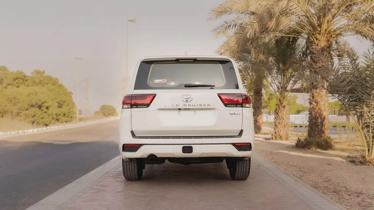 2026 Toyota Land Cruiser GXR 3.5L AT Petrol (Basic)-4-4