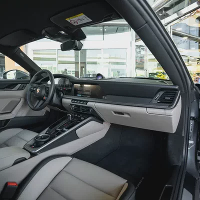 2025  PORSCHE  911 CARRERA  DONE ONLY 400KM-5