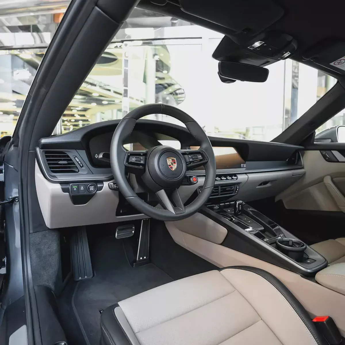2025  PORSCHE  911 CARRERA  DONE ONLY 400KM-2-2