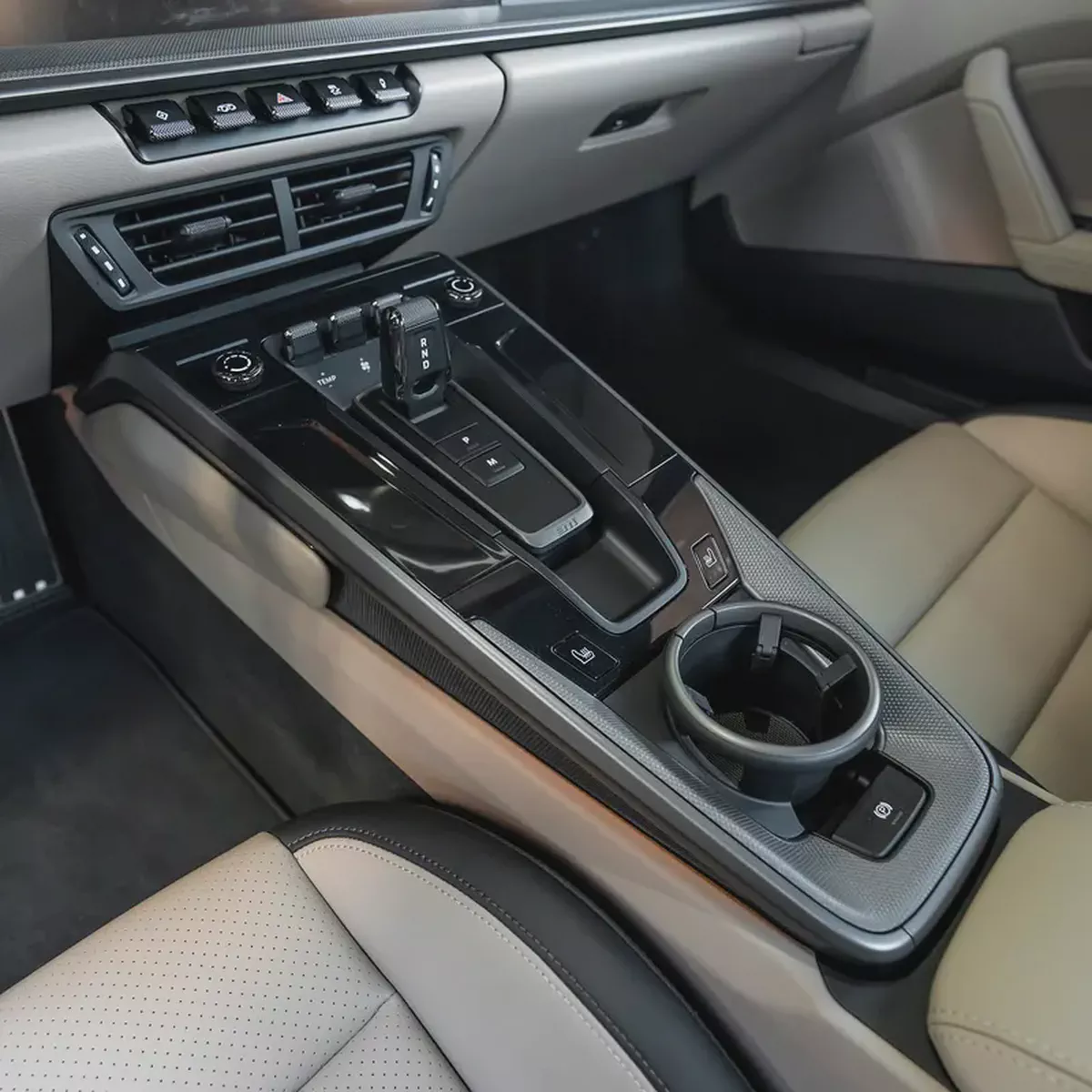 2025  PORSCHE  911 CARRERA  DONE ONLY 400KM-3-3