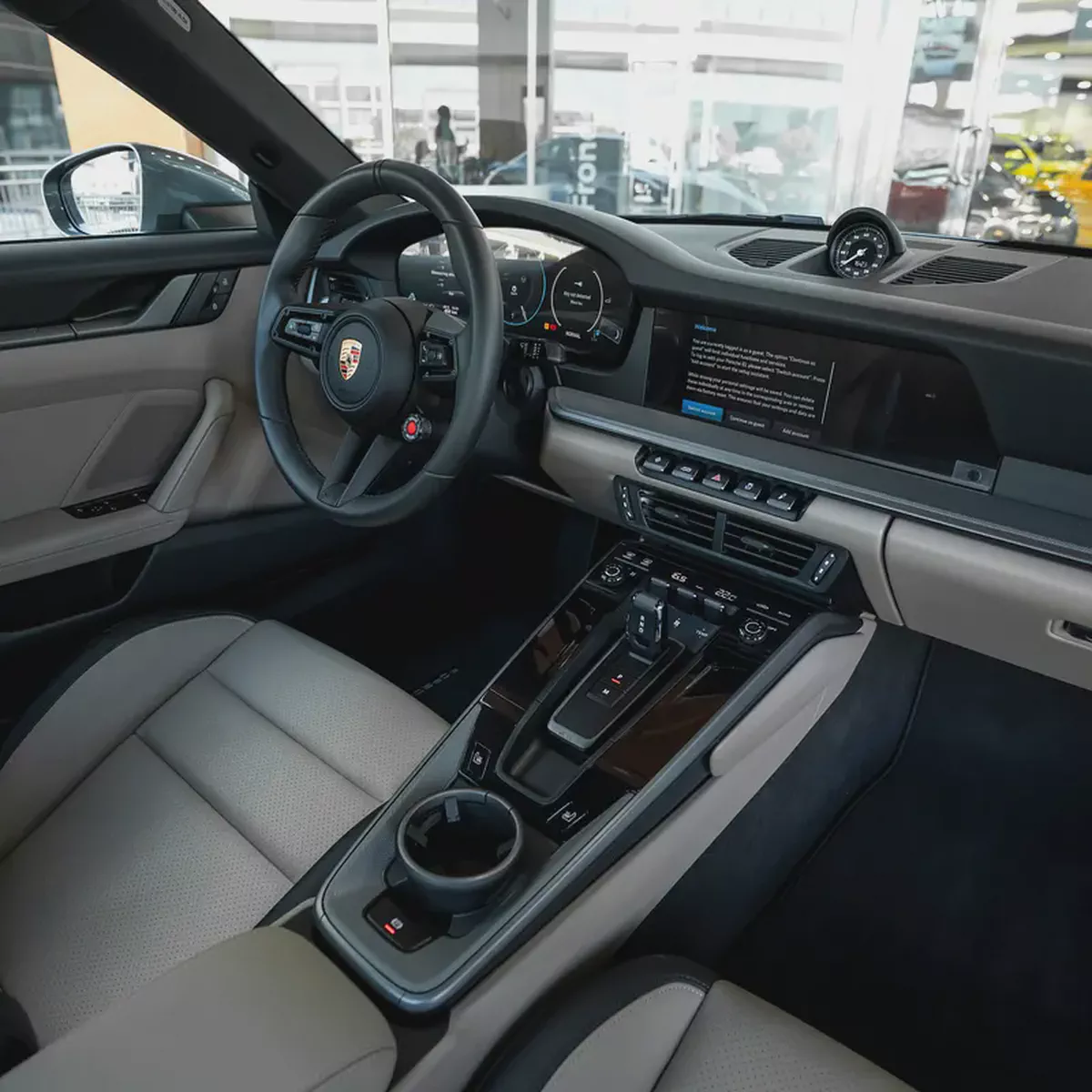 2025  PORSCHE  911 CARRERA  DONE ONLY 400KM-6-6