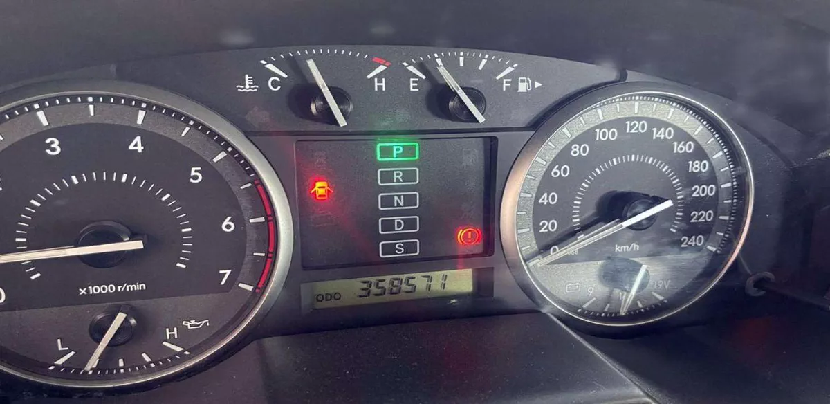 Toyota Land Cruiser GXR V6 3.0L-6CYL GCC FULL OPTION-EXCELLENT CONDITION-VAT INCLUSIVE-8-0