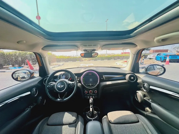 MINI COOPER 2016 FULL OPTION FULL SERVICE HISTORY GCC SPEC
