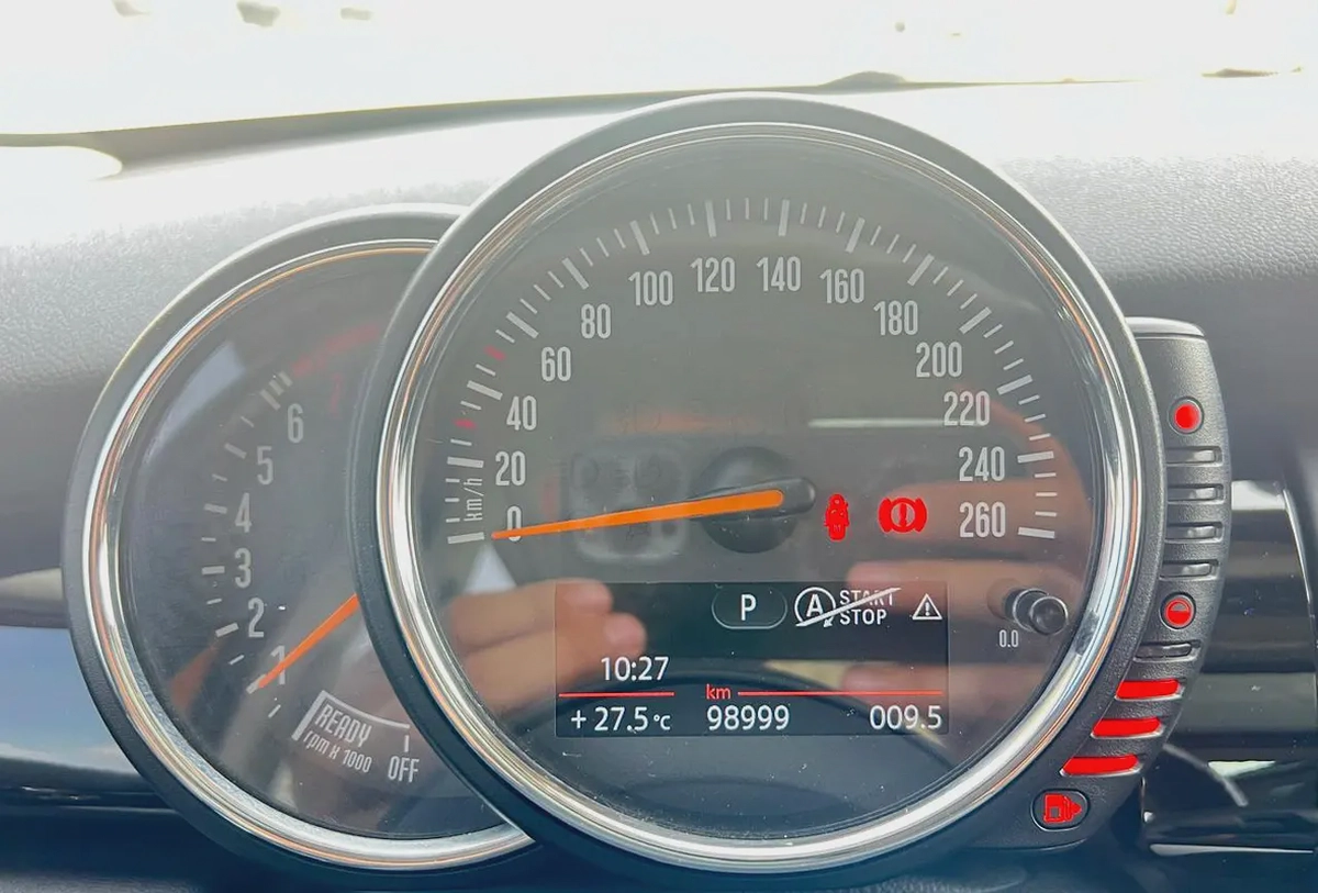 MINI COOPER 2016 FULL OPTION FULL SERVICE HISTORY GCC SPEC-10-10