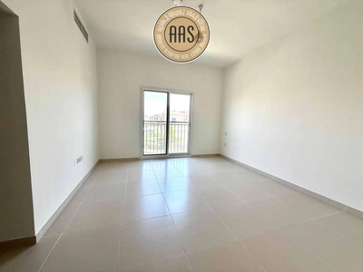 SINGLE ROW WITH LANDSCAPING 4BR+MAID VILLA FOR RENT-10