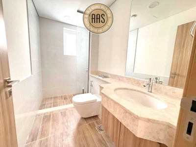 SINGLE ROW WITH LANDSCAPING 4BR+MAID VILLA FOR RENT-3