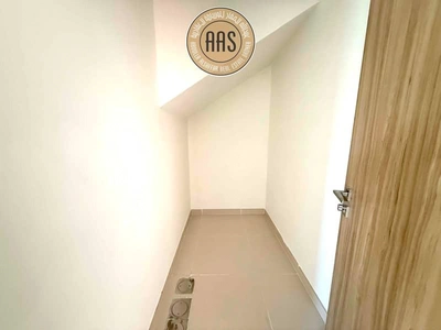 SINGLE ROW WITH LANDSCAPING 4BR+MAID VILLA FOR RENT-5
