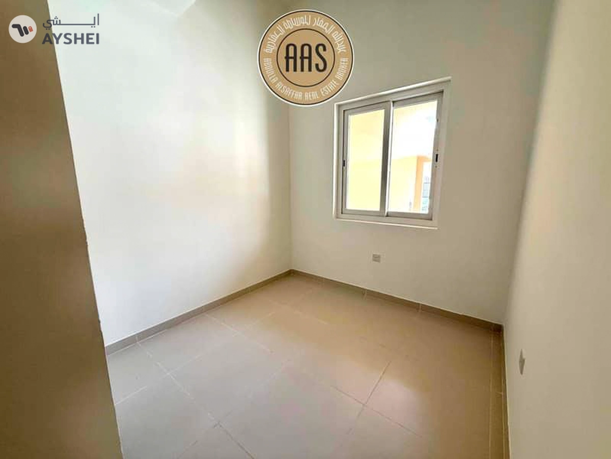 SINGLE ROW WITH LANDSCAPING 4BR+MAID VILLA FOR RENT-2-2