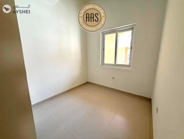 SINGLE ROW WITH LANDSCAPING 4BR+MAID VILLA FOR RENT