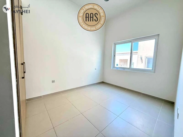 SINGLE ROW WITH LANDSCAPING 4BR+MAID VILLA FOR RENT