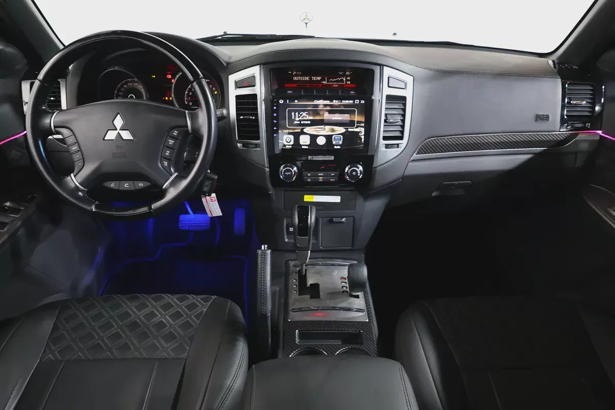 Mitsubishi Pajero Signature Edition 3.8 GLS 2020 | GCC Specs | Pristine Condition-9-9