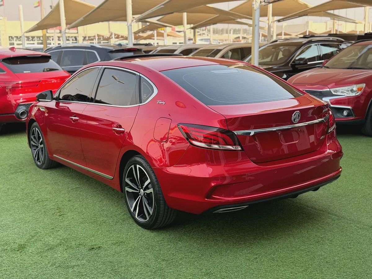 MG6–2023–GCC—FREE ACCIDENT—ORIGINAL PAINT—SERVICE AGENCY—UNDER WARRANTY—EXCELLENT CONDITION