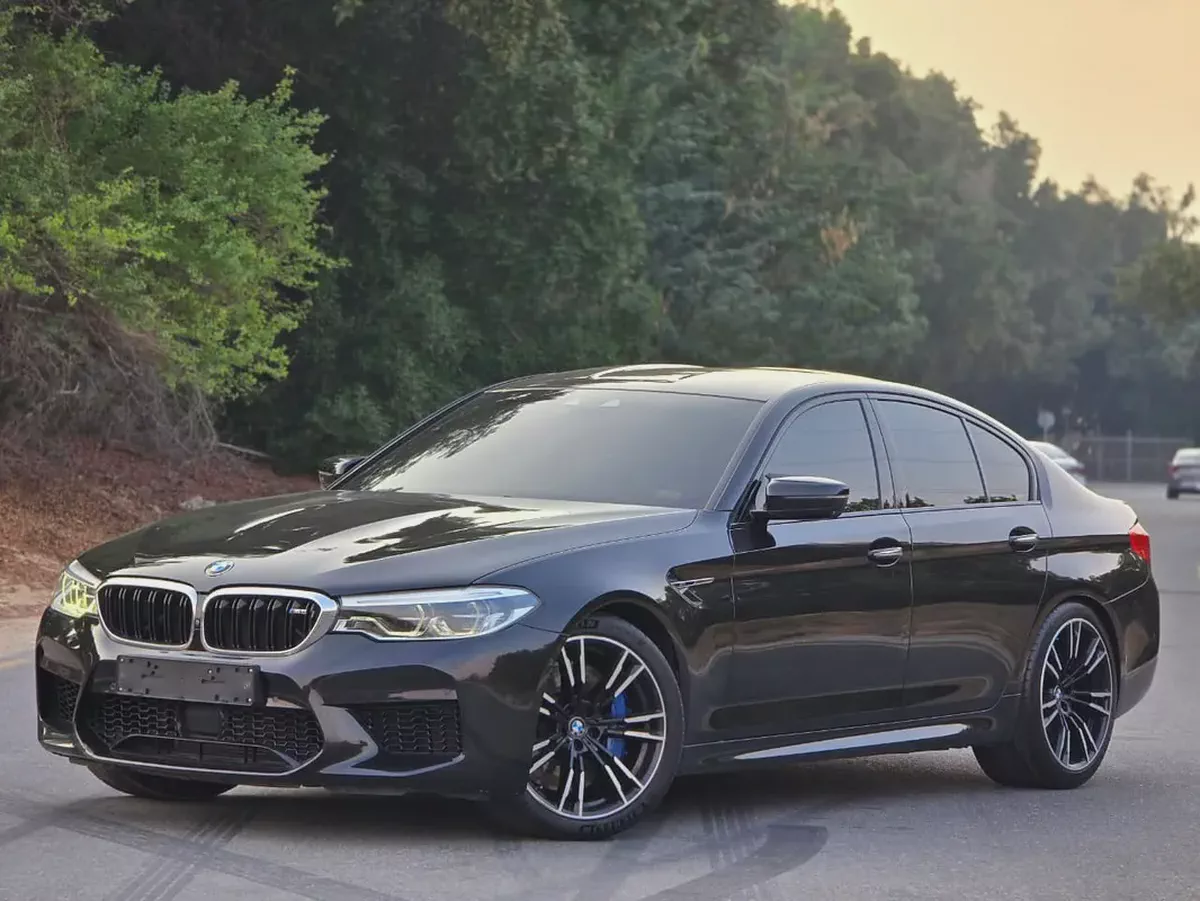 BMW M5 Competition 2019 Korean Specs - Perfect condition - Low mileage - Twin turbo-2-2