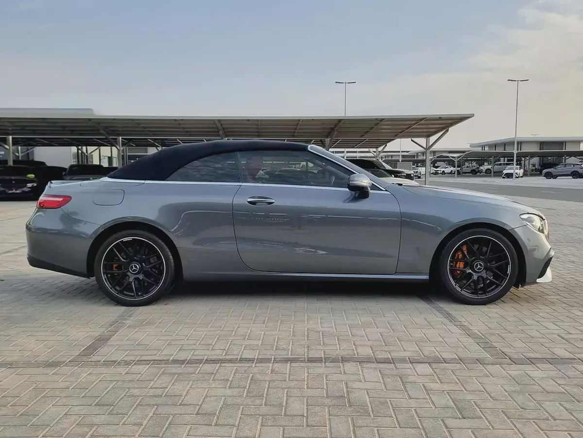 Mercedes-Benz E-Class E 450 2018 - American Specs-2-2