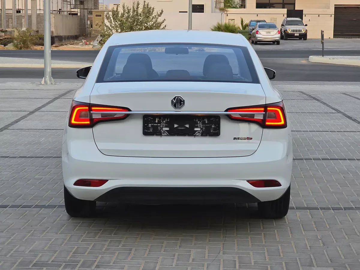 2022 MG 5 Classic GCC Specs - Excellent Condition-2-2