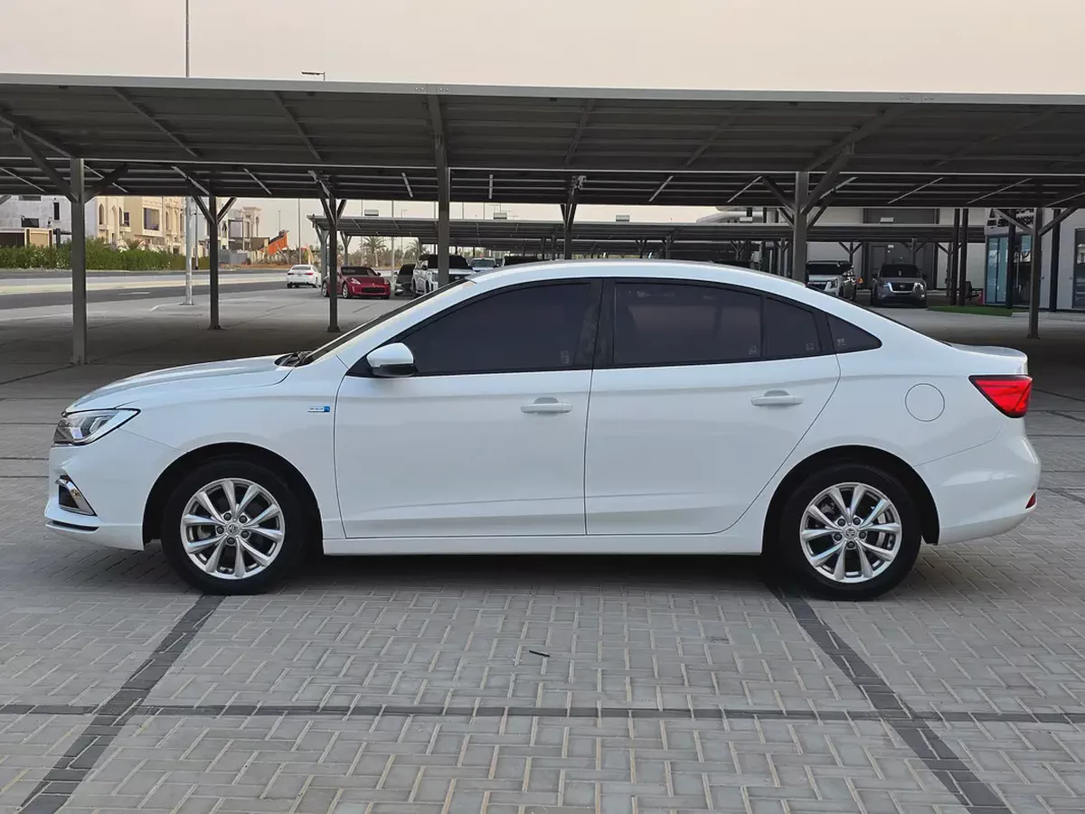 2022 MG 5 Classic GCC Specs - Excellent Condition-7-7