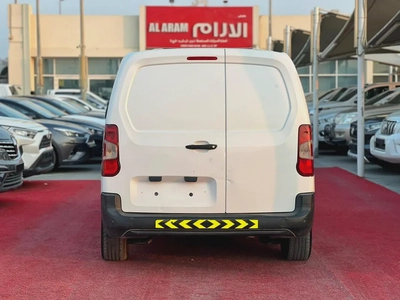 Peugeot Partner Origin Van 2022 - GCC Specs - Business Ref#810-4