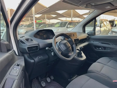 Peugeot Partner Origin Van 2022 - GCC Specs - Business Ref#810-8
