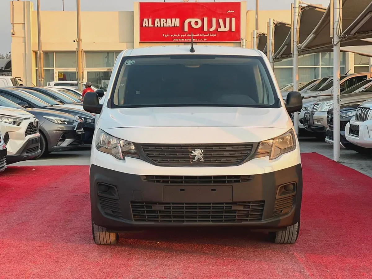 Peugeot Partner Origin Van 2022 - GCC Specs - Business Ref#810-1-1