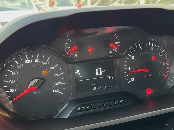 Peugeot Partner Origin Van 2022 - GCC Specs - Business Ref#810