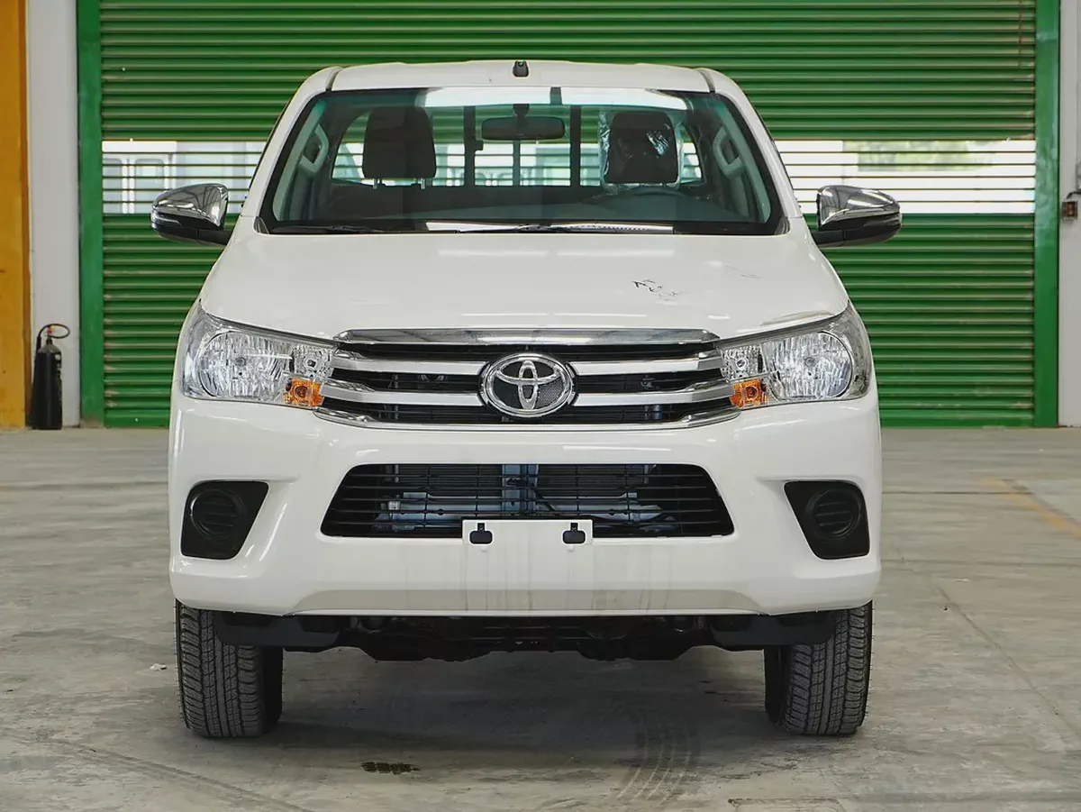 2026 HILUX DC PUP 4X2 2.7L PETROL AUTO BASIC PWR WIN GCC BRAND NEW 0KM-1-1