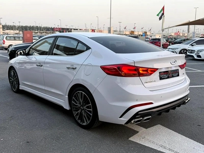Hyundai Avante 2018 Korean Specs - Reliable Efficient Sedan-3