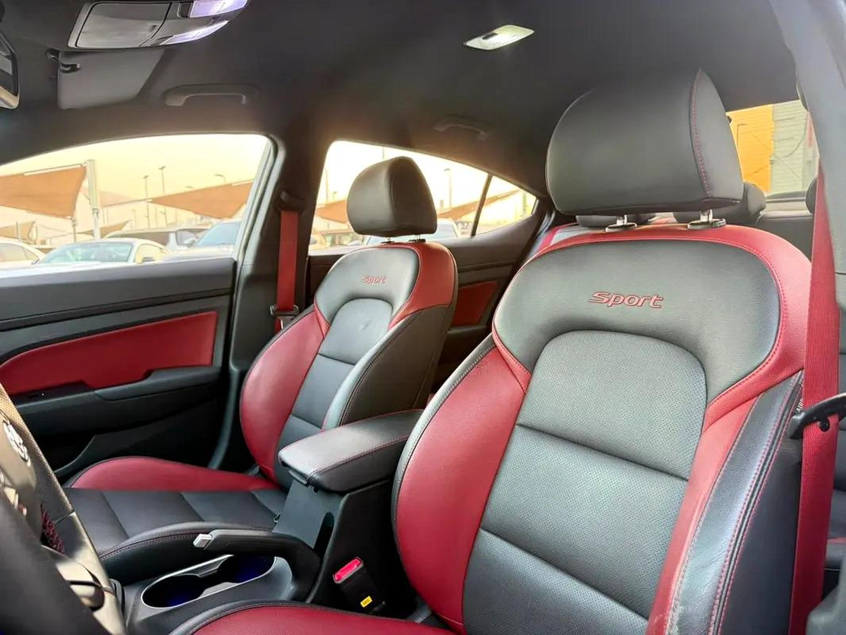 Hyundai Avante 2018 Korean Specs - Reliable Efficient Sedan-6-6