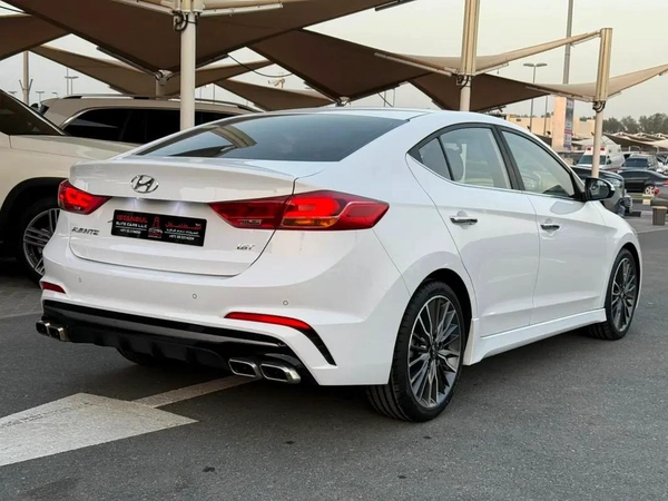 Hyundai Avante 2018 Korean Specs - Reliable Efficient Sedan