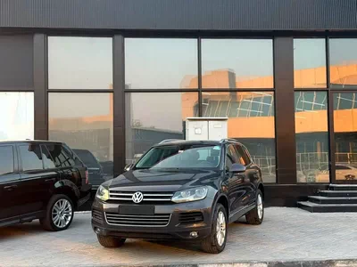 Volkswagen Touareg P1 Pristine Highline | GCC Specs | Low Mileage-1