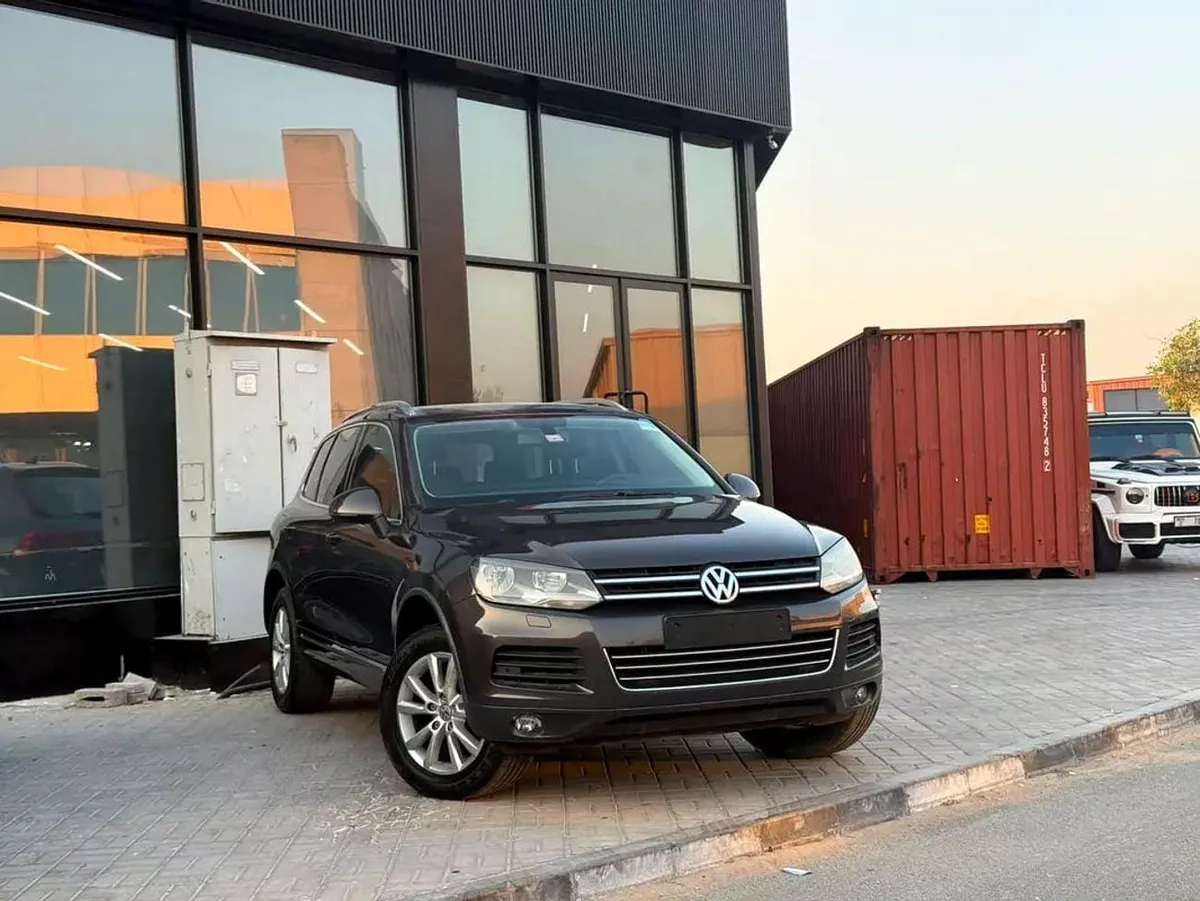Volkswagen Touareg P1 Pristine Highline | GCC Specs | Low Mileage