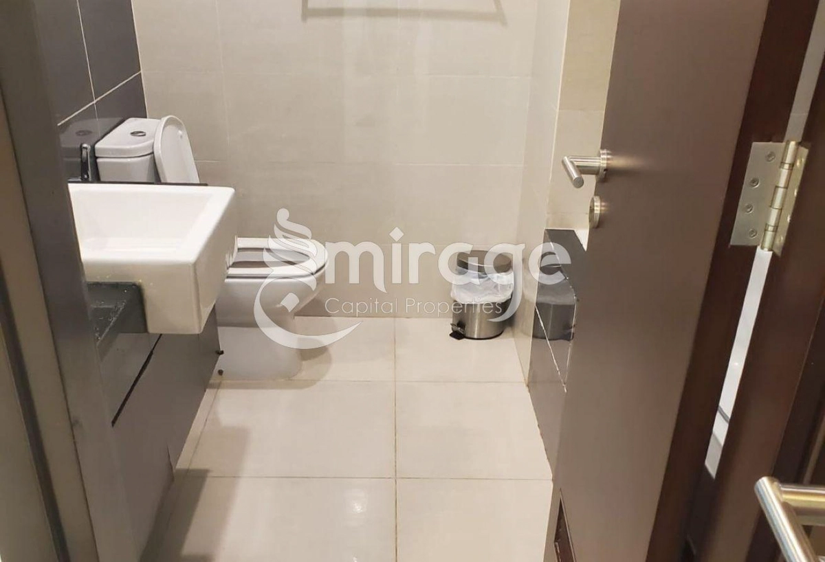Modern 1BR Unit | Vacant | Premium Location