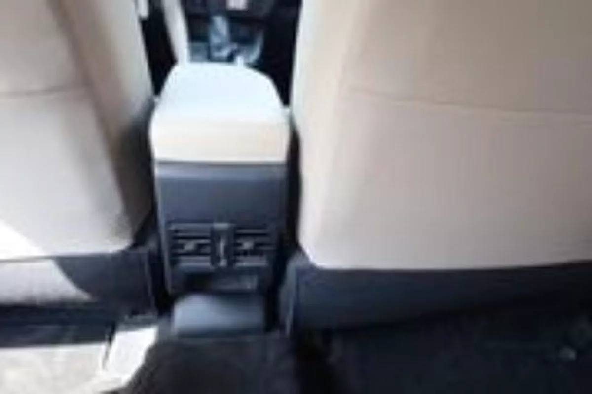 Used Toyota Yaris Sedan 1.5L Y (CVT) 2023-8-8