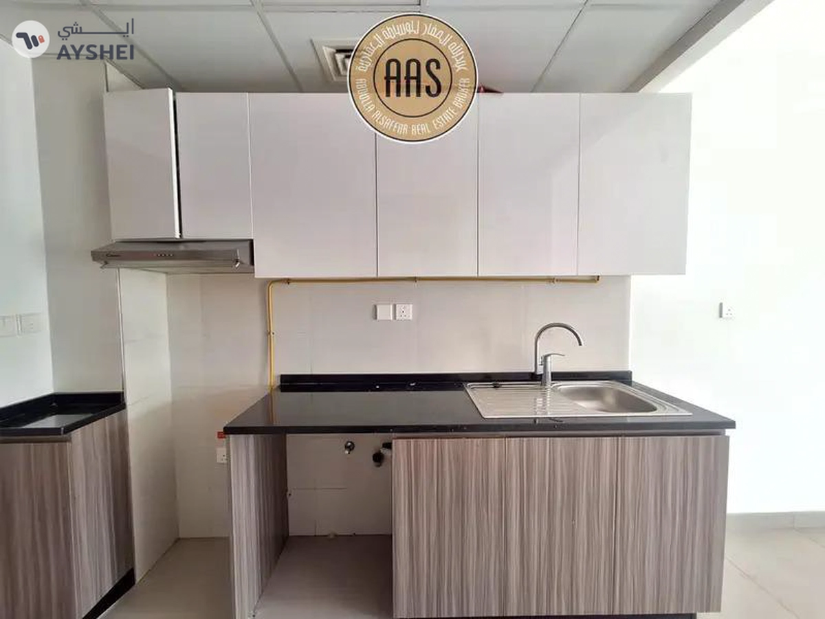 Spacious studio Available with one Month free in warsan4 Dubai-4-4