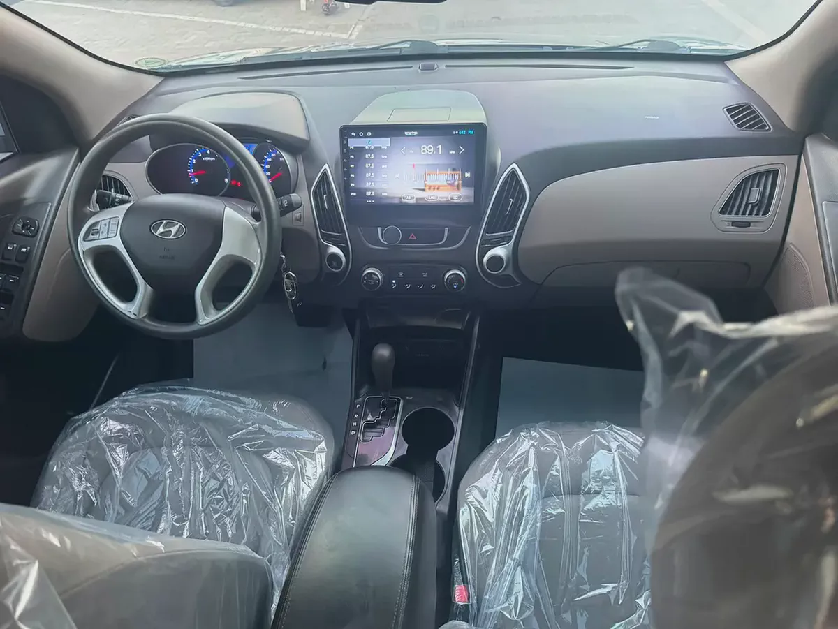 2014 Hyundai Tucson Limited GCC Specs | Full Service History | Well Maintained-9-9